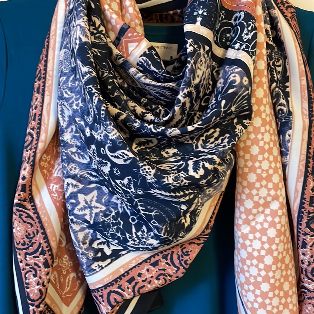 Navy and pink square scarf